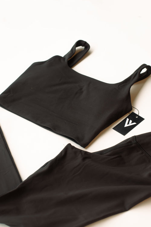 Blusa negra